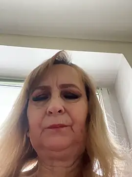 Irina2909@xh live sex cam