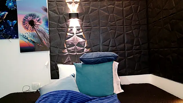 graceymilf666 live sex cam