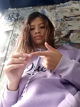 Sofiia_cute_'s cam snapshot