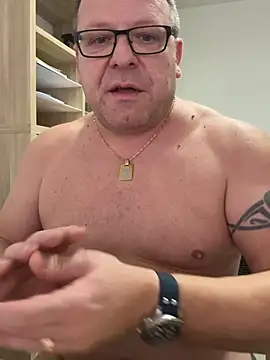 coupleLatinaLovers live sex cam