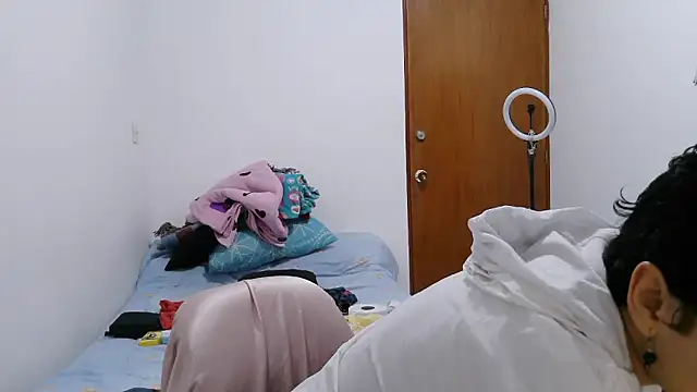 luxandracon23 live sex cam