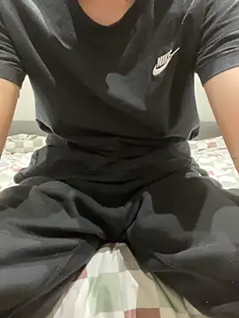 HeartBreakDick's cam snapshot