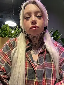 Chiibi's cam snapshot