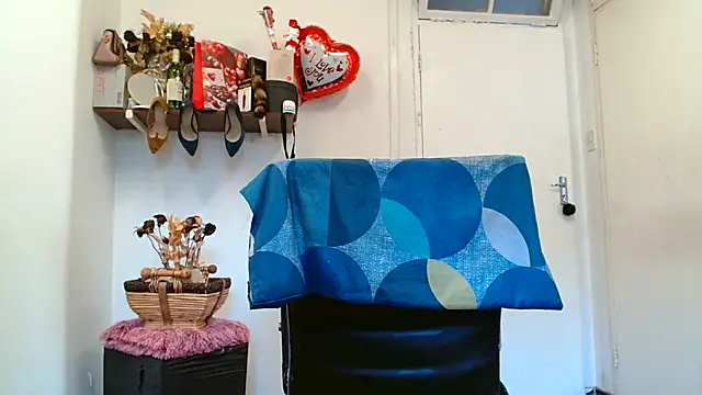 xTALLSEXYBUMx's cam snapshot