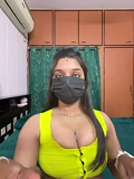 Sirishateluguammai's cam snapshot