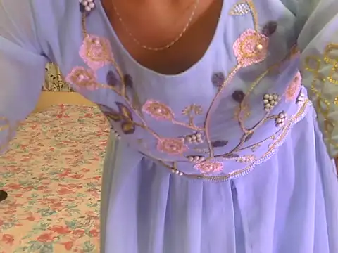 hoty-priya's cam snapshot