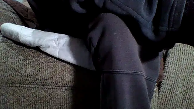 Jbsklxz67's cam snapshot