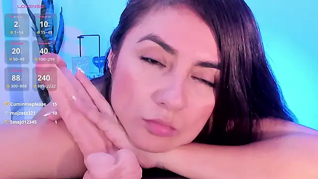 MaggieBrownn's cam snapshot