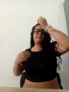 CAMILA--04's cam snapshot