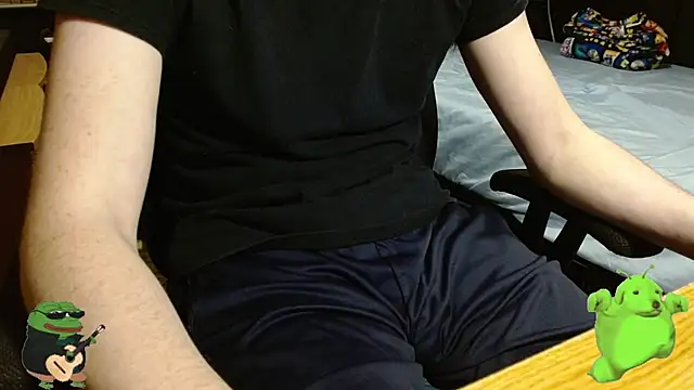 readytocome90's cam snapshot