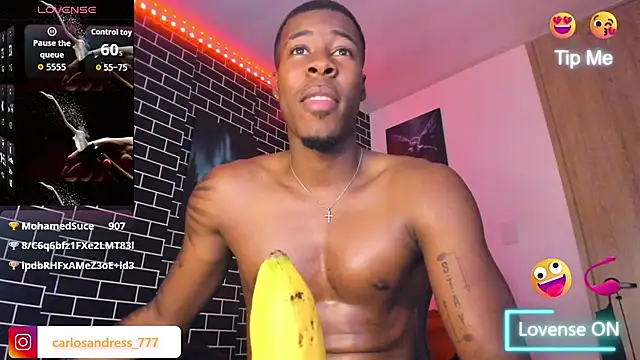 Lil_Curved live sex cam