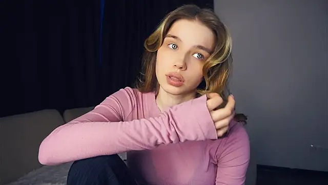 EarthaStinett's cam snapshot