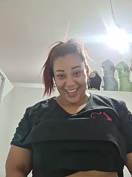 RuivaGiMisteriosa live sex cam