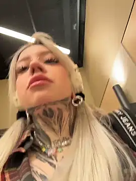 Chiibi's cam snapshot