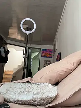 RachelWeisz_'s cam snapshot