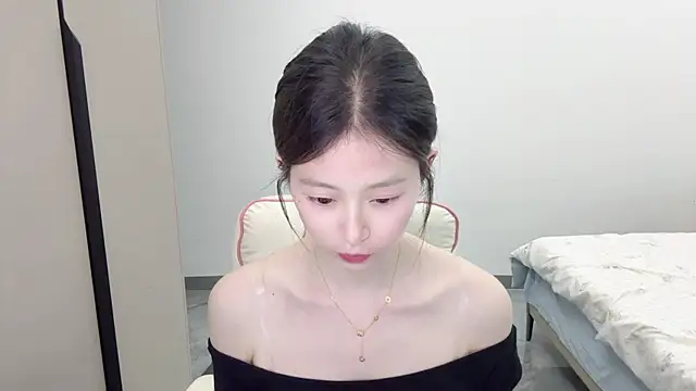 DYyyyyy--'s cam snapshot