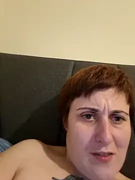 Tiara_XOX's cam snapshot