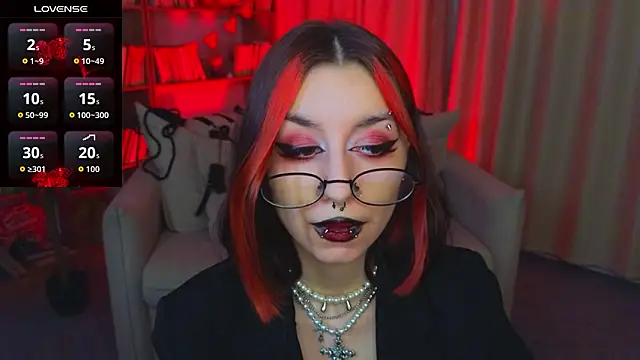 Mistress__Marcelline's cam snapshot