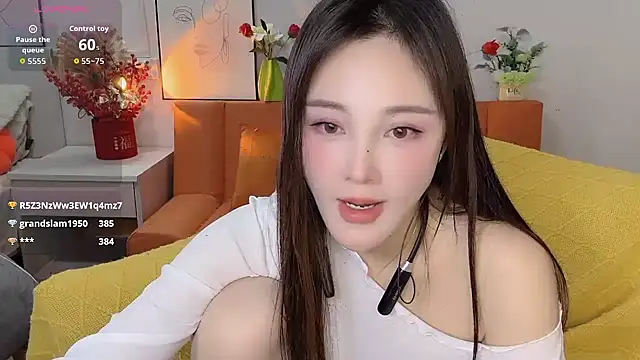 Lisa-295188's cam snapshot