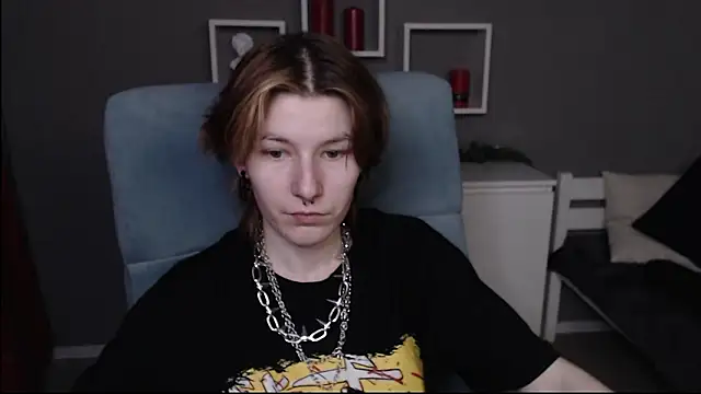 guitarandangell's cam snapshot