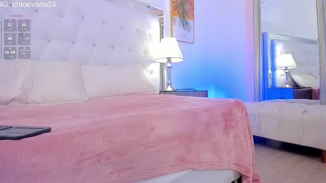 Chloe_evans__'s cam snapshot