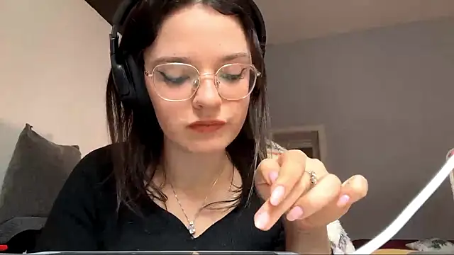 Leilla_Marusel's cam snapshot