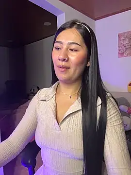 evelyn_ch_'s cam snapshot