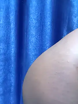 ClaraRoze's cam snapshot