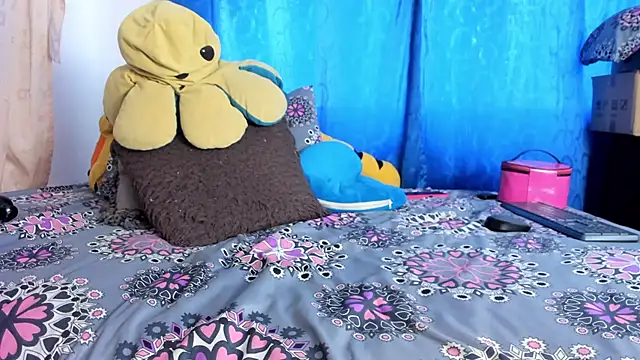 BlowMommy_ live sex cam