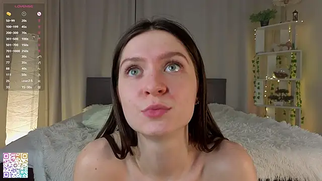 DavinaParady's cam snapshot