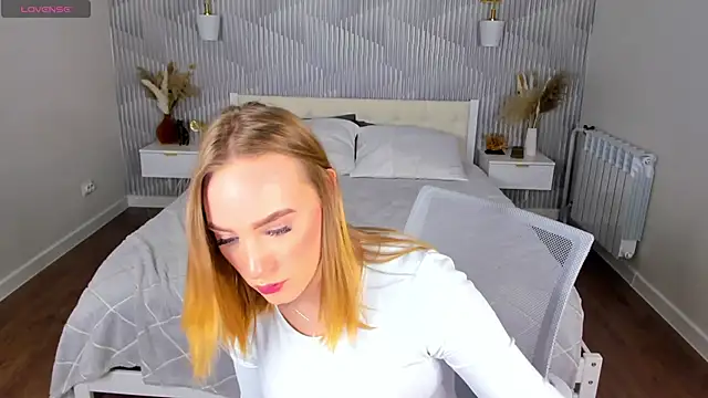 DaraLex_'s cam snapshot