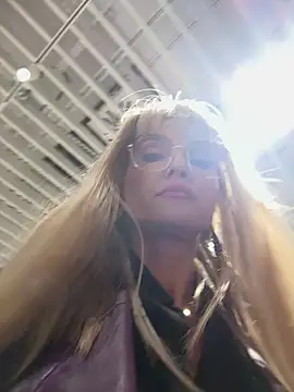 NaughtyNinky's cam snapshot