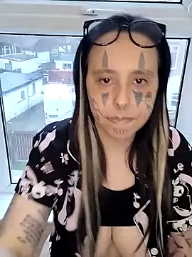 ThatAltGirl live sex cam