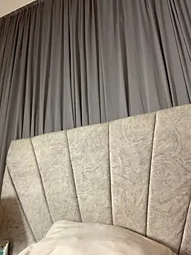 Val12777 live sex cam