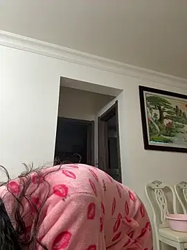 chick-888's cam snapshot