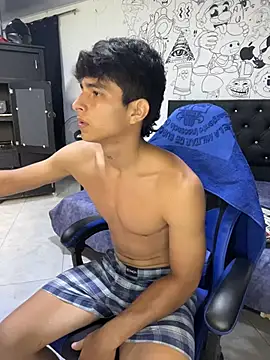 nic_2005's cam snapshot