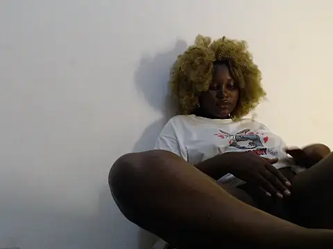 shyNia's cam snapshot