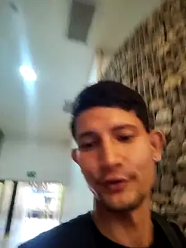 Juan_Hotcaliemte's cam snapshot