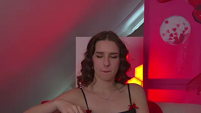 AliceAtkins's cam snapshot