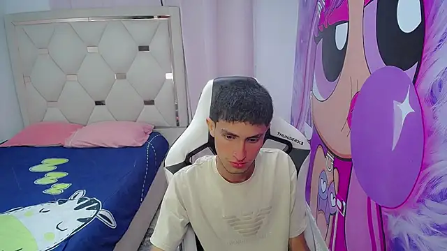 Akyra_latinn live sex cam