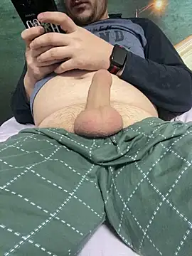 ionut9879 live sex cam