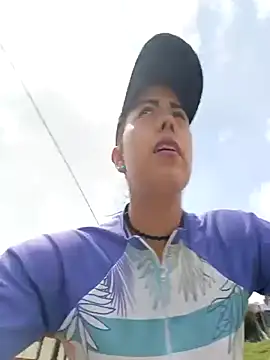 _andrea30 live sex cam