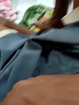 RAYI_Queen_4's cam snapshot