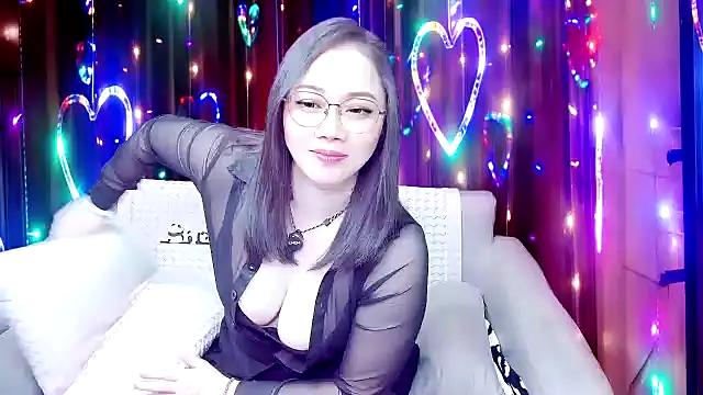 Dolcegattina-Asian's cam snapshot