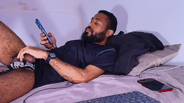 KaelMoreau live sex cam