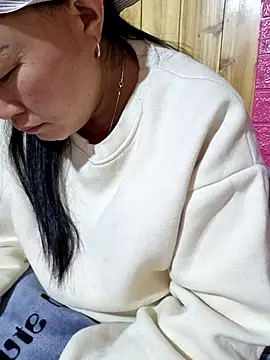 yoowwmr's cam snapshot