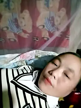 Sara_pusyy's cam snapshot