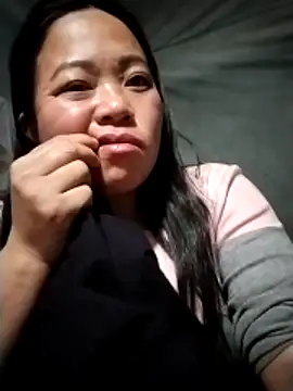 AlilaK2's cam snapshot