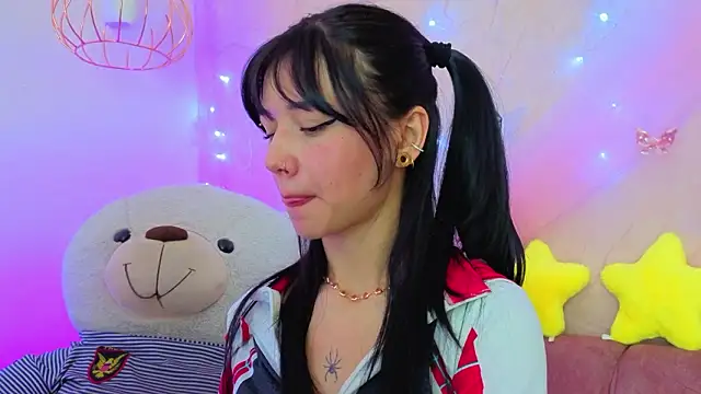 april_bennett's cam snapshot