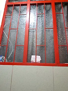 Zaralu_'s cam snapshot